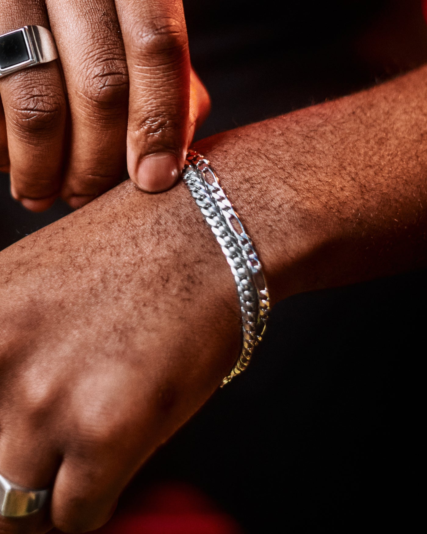 Cuban Bracelet 5mm - styled with Onyx Signet Ring, Hammered Band Ring and Cuban Bracelet 5mm, close-up of hand
